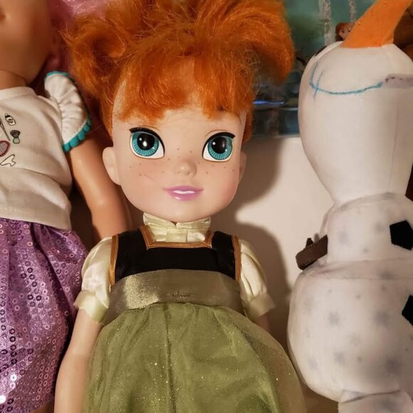 BUNDLE - Disney Dolls (Belle, Anna (toddler), and Olaf) + Friends! - Picture 4 of 8